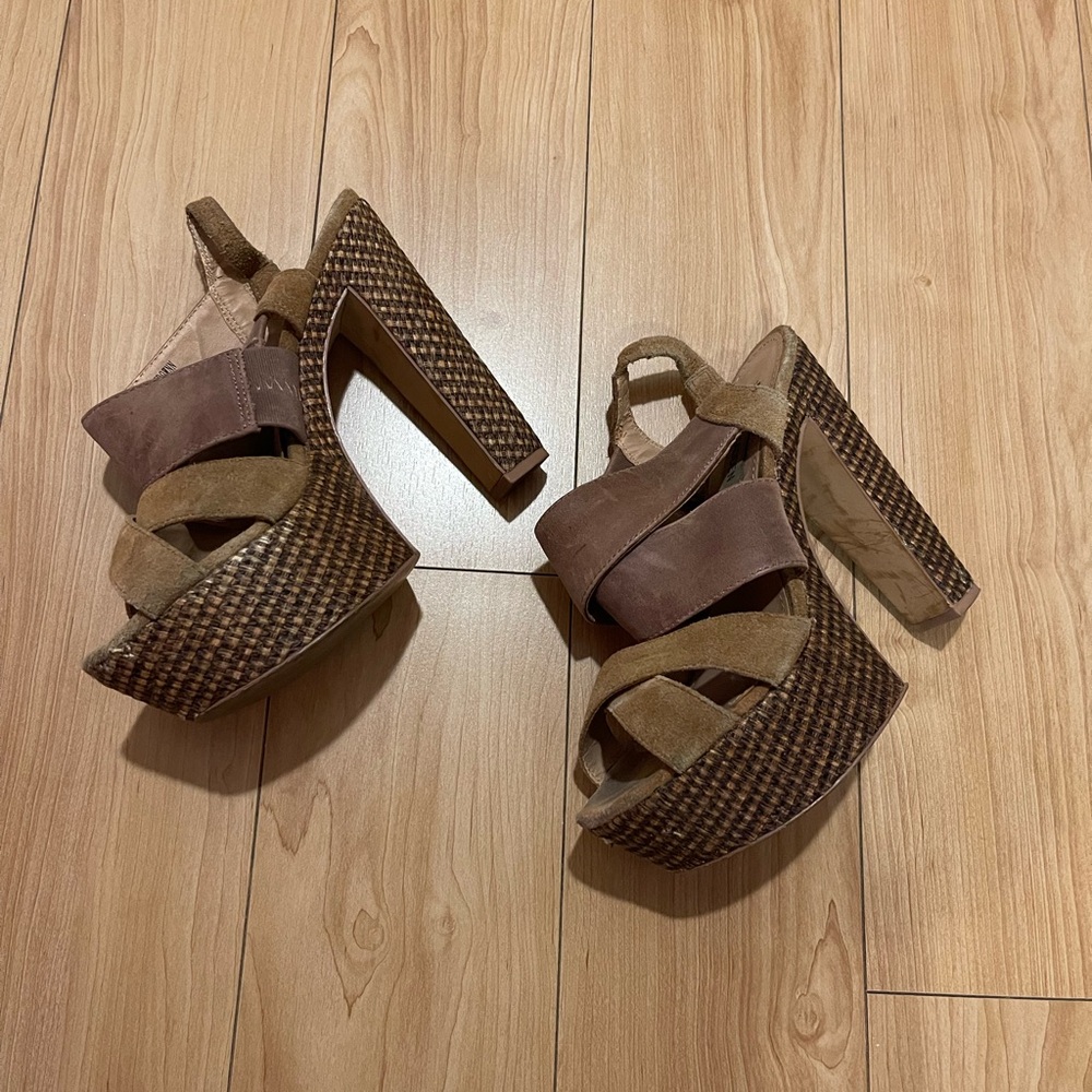 Steve Madden LowDownn Size 6.5